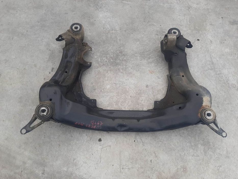 jug cadru motor skoda superb 1 1.9 tdi  2007