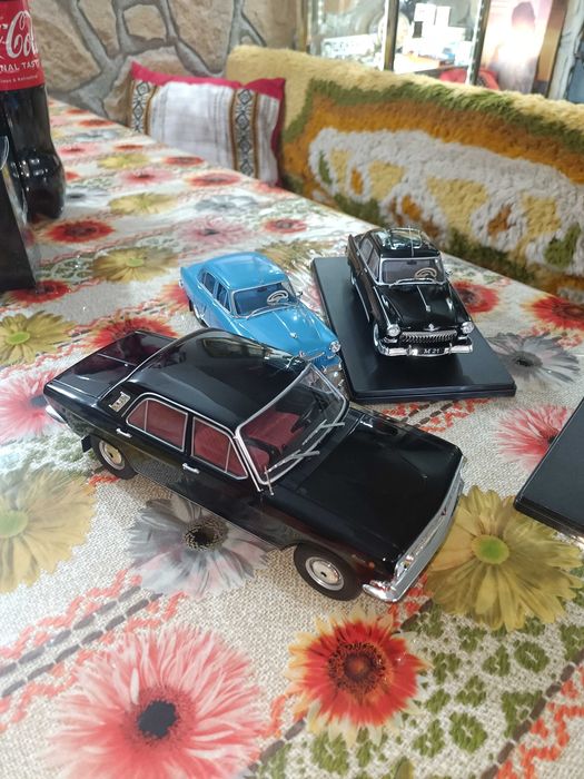 ВОЛГА ВАРШАВА 1:24 Чайка газ Gaz 13 - 1:18 мащаб и други
