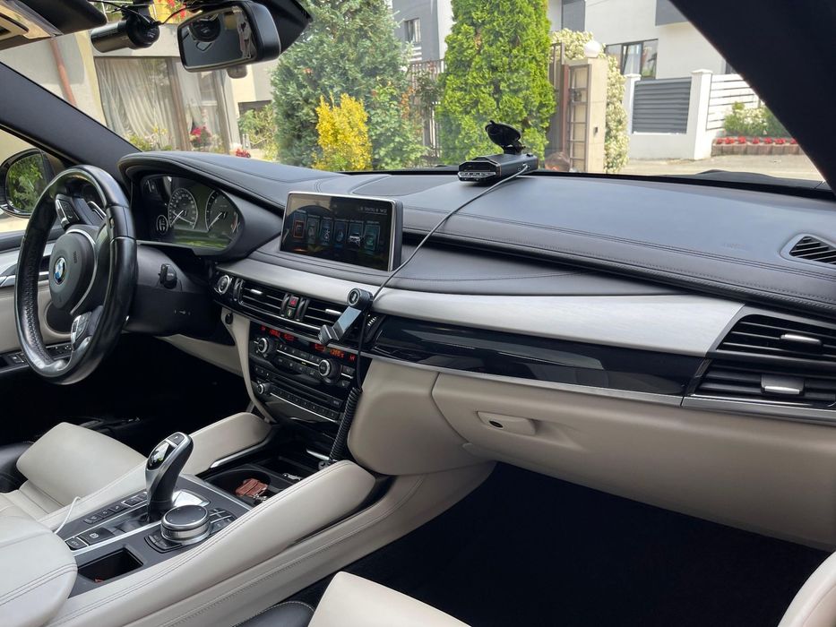 BMW X6 BMW X6 // M Packet// Full led// Camera 360// Harman Cardon/
