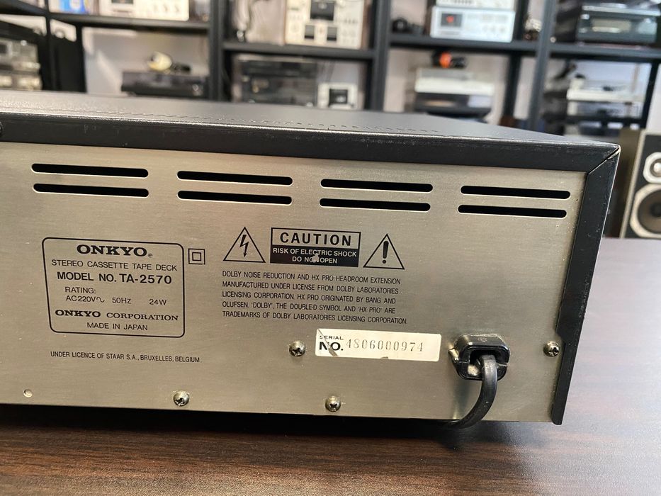 Висок клас касетен дек Onkyo