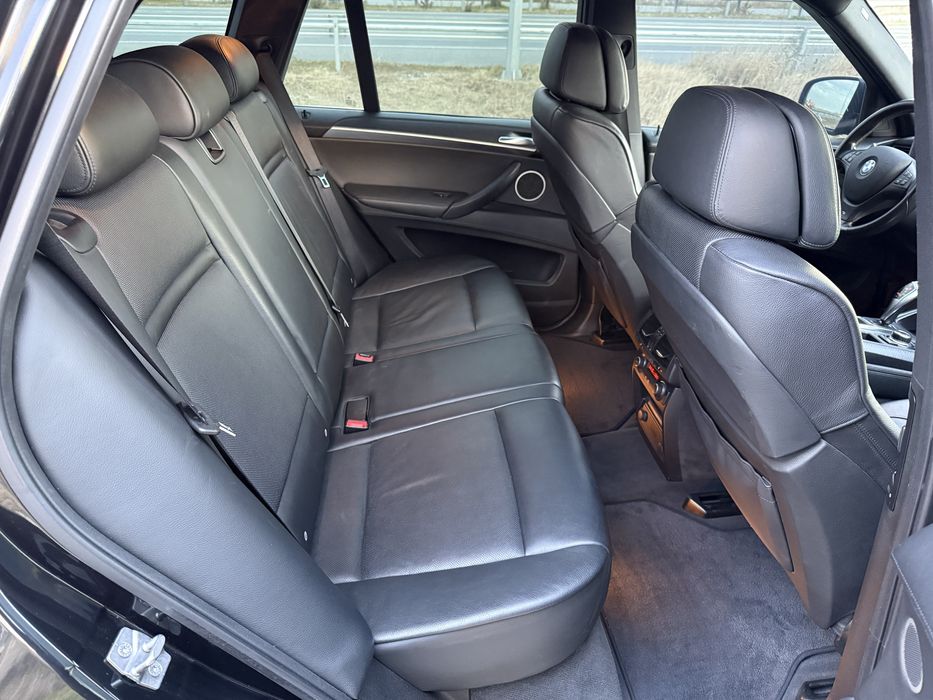 BMW X5M V8 BITURBO 555к.с FULL / M Packet