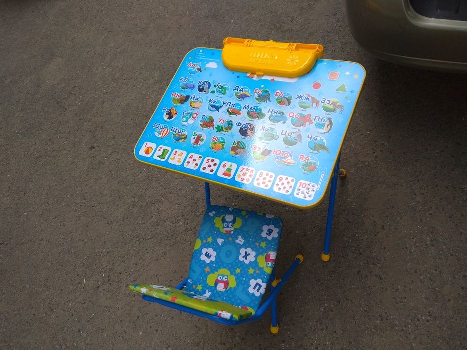 Парта и стульчик