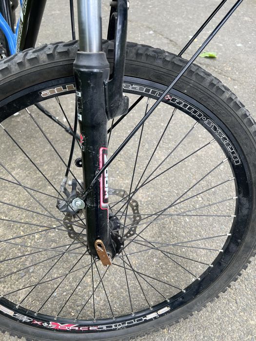 Bicla MTB,  cadru metal,