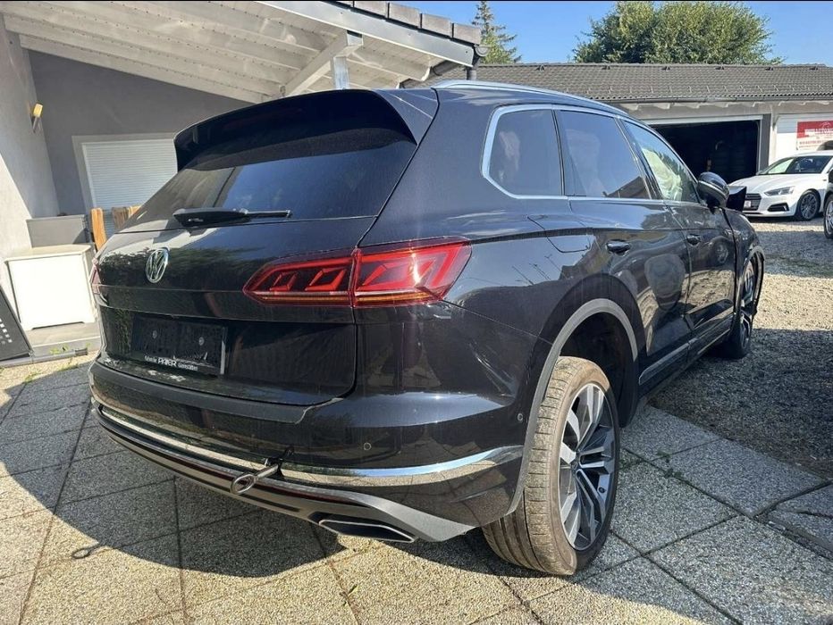 Stop stanga dreapta touareg 3 cr7 led semnalizare dinamica 2019 2020 2021 usa bara interior scaune