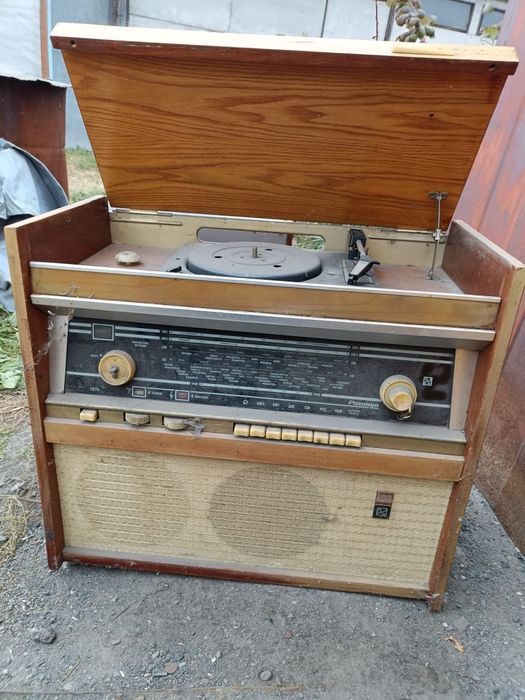 В продаже стереосистема