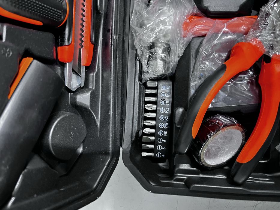 Новый шруповерт в кейсе