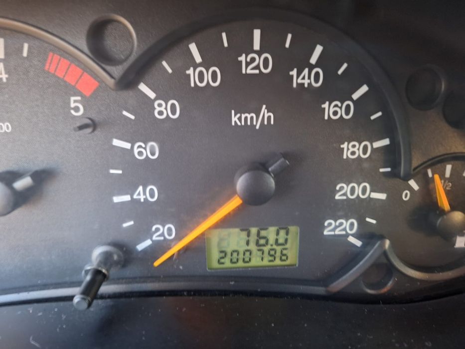 FORD Focus 2001 — imagine 5