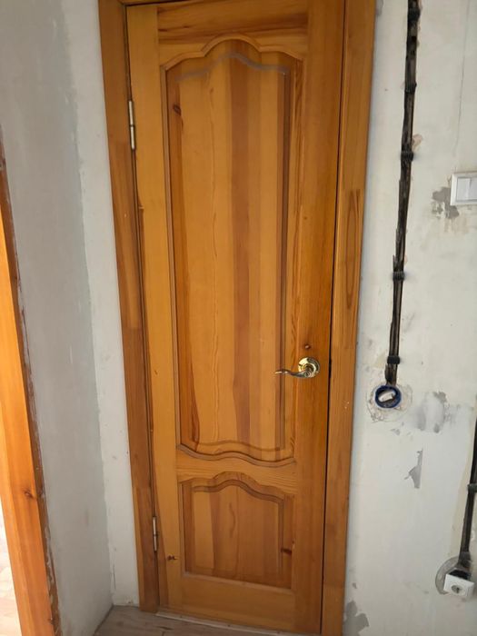 Продам межкомнатные двери