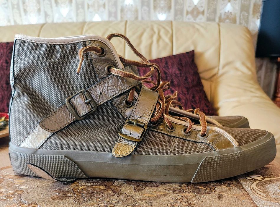 Английски фешън  кецове.