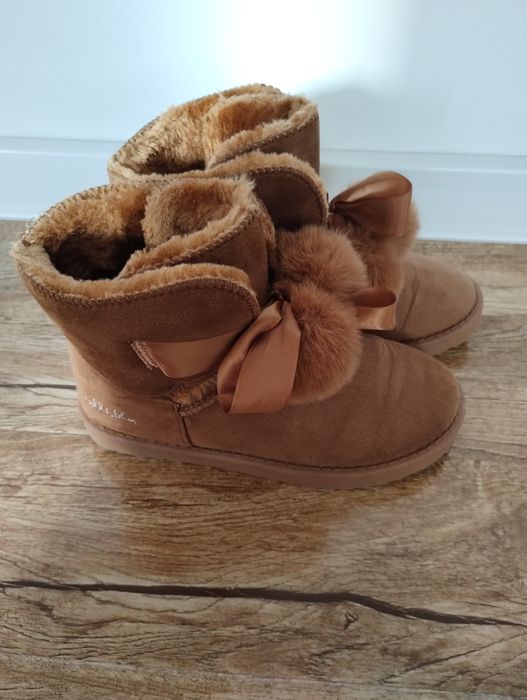 Ugg iarna îmblănite