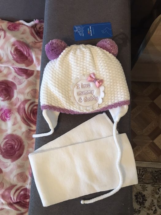 Шапки новые детские