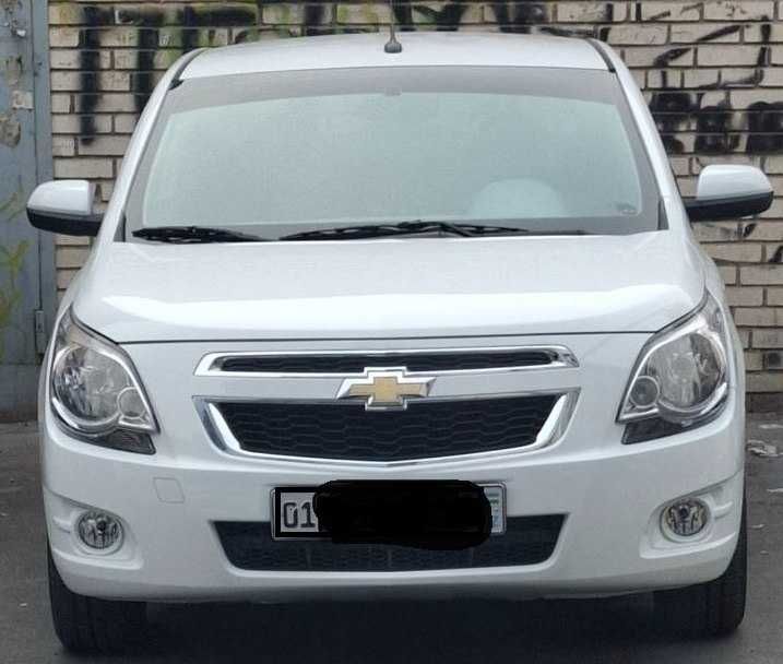 Chevrolet Cobalt A/T цвет белый 2024г