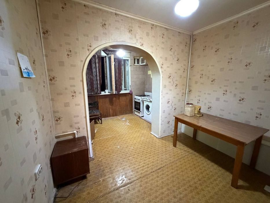 Юнусабад 12 - 3/4/4  площадь 75м²