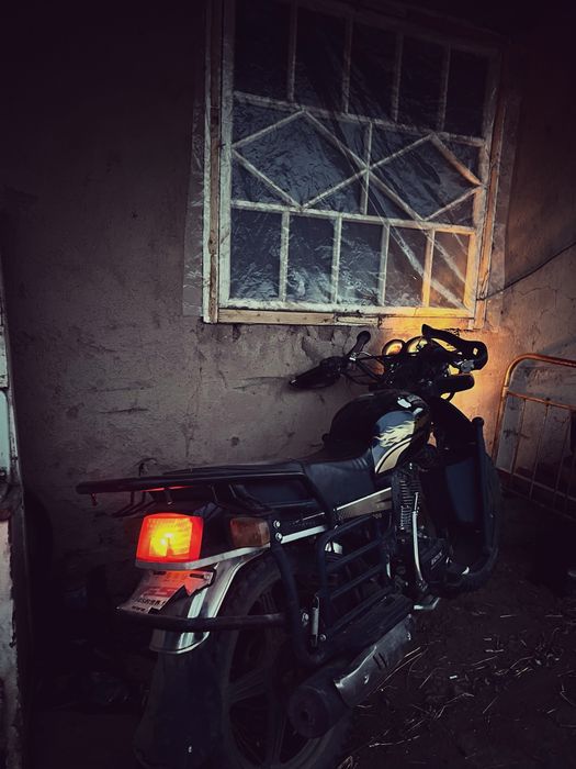 Мотоцикл gsx 200куб бу