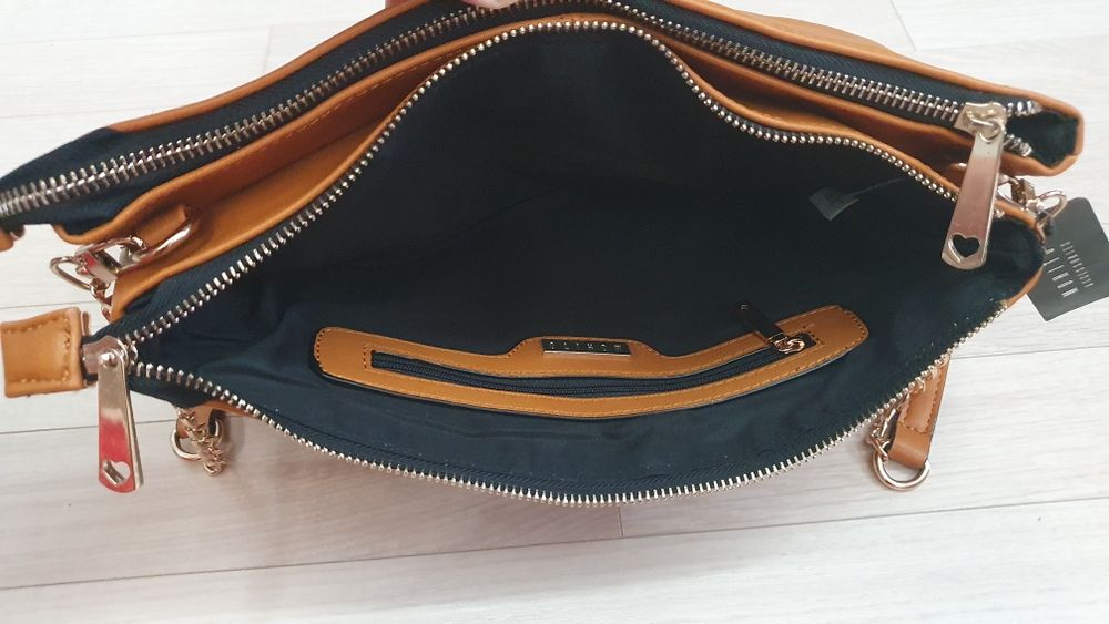 Нова дамска чанта на MOHITO