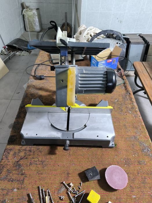 Торцовка углорез турецкий профессиональный.