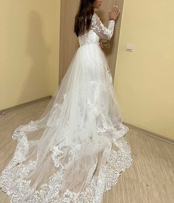 %% 2 в 1 Сватбена рокля + допълнителен шлейф