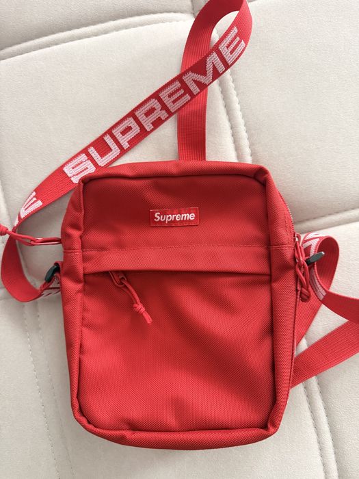 Supreme Shoulder Bag SS18 Red – оригинална, отлично състояние