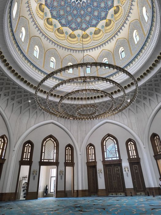 Latun va tilla rangli dekor buyumlarini yasash va o‘rnatish