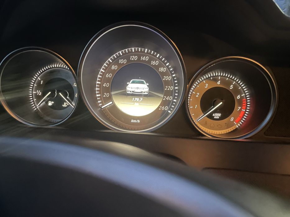 w204 Километраж Mercedes C фейстлифт Бензин