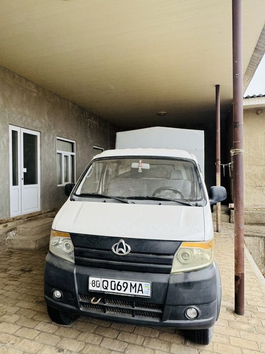 Changan mashinasi sotiladi 99 ot kuchi qósh balon 2014 yil