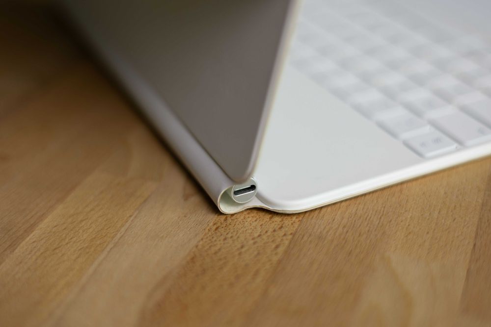 Apple Magic Keyboard for iPad Pro 12.9"