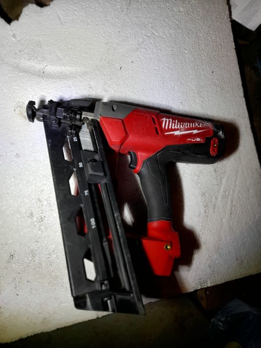 Milwaukee pistol cuie cn16ga