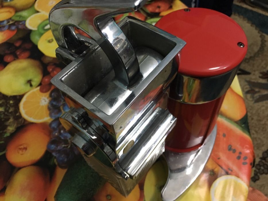 Машина за настъргване