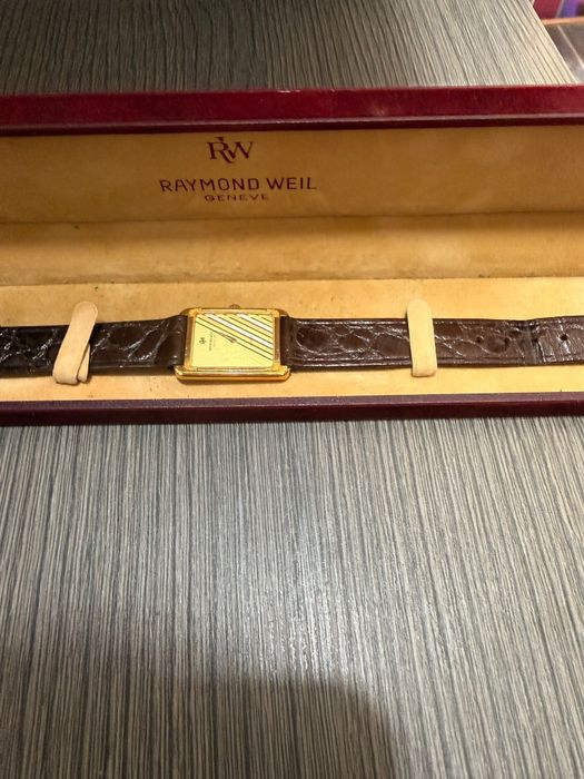 Ceas Raymond Weil Geneve Tank placat cu AUR  18K