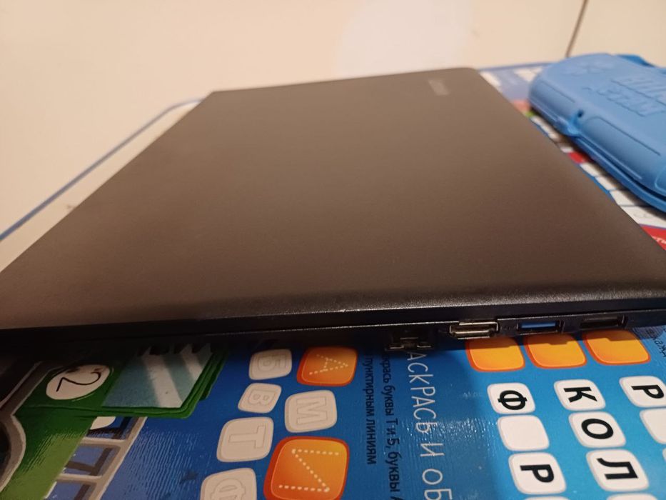 Ноутбук Леново сотилади