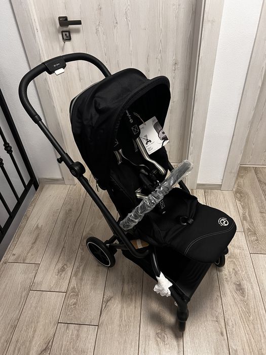 Carucior Cybex Eezy S Twist+2 Black/Magic Black 360°