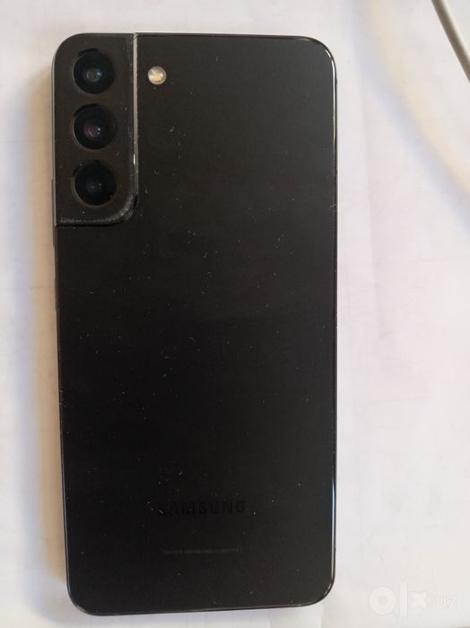Samsung S 22+.                                                   .