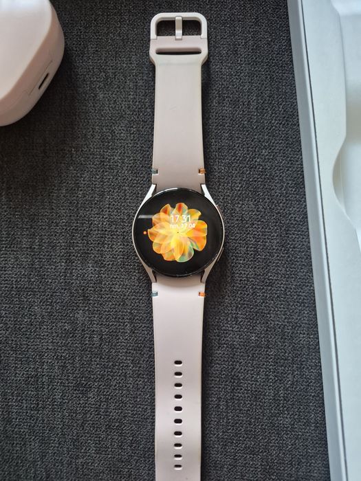 От 119 -> на 109 -> на 99 евро НАМАЛЕНИЕ Смар часовник Galaxy Watch FE