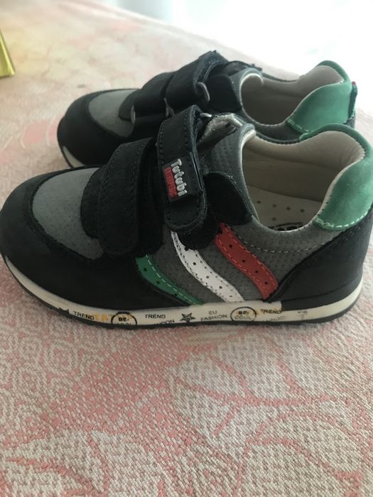 Кроссовки турецкие