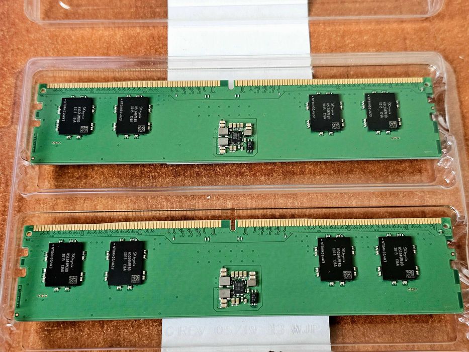 Memorii RAM SK Hynix 16GB DDR5 4800MHz Dual Channel Kit