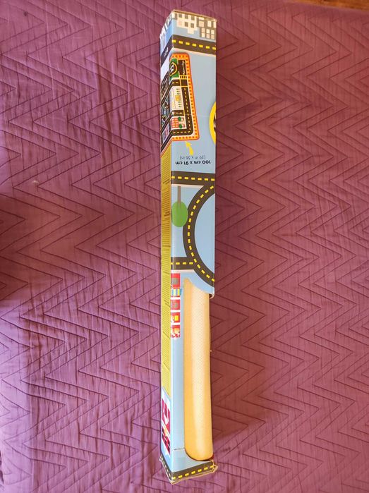 Детско килимче с 4 бр. колички