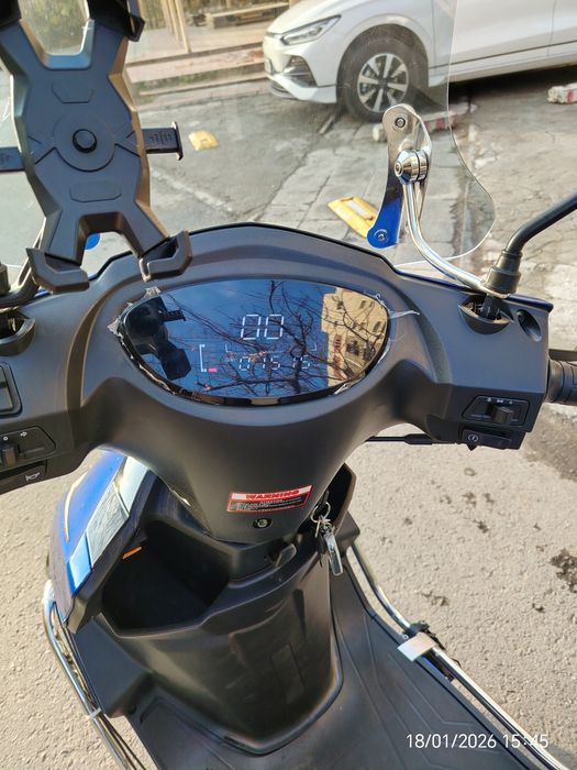 Skuter sotiladi kelishamiz