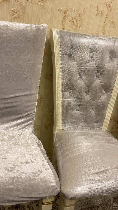 zal uchun stol stul va mebel