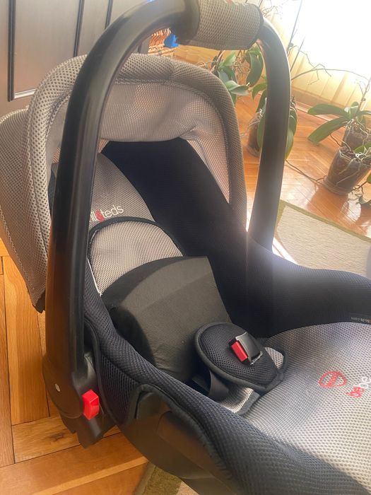 Столче за кола 0-13kg. Phil & Teds