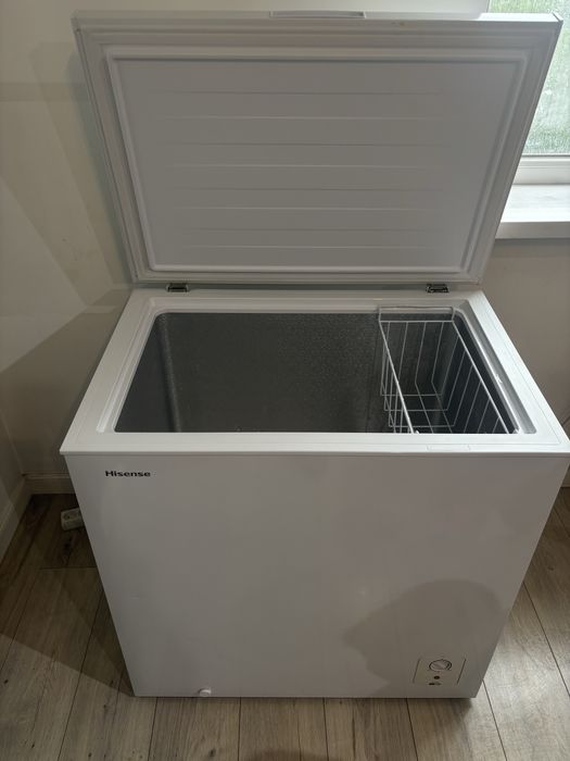 Морозильник Hisense