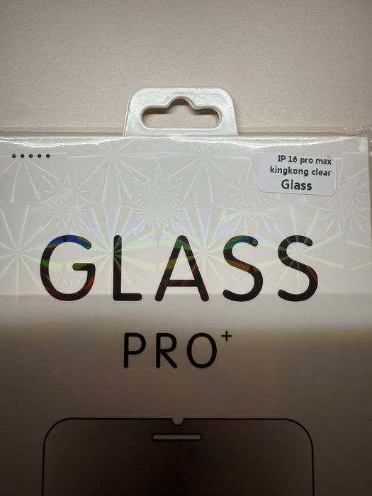 Vând folie iPhone 16Pro Max