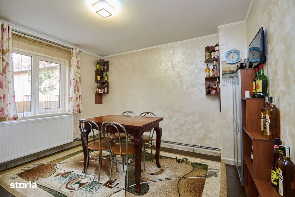 Casa + teren 507 mp cu vecin padurea Pitesti