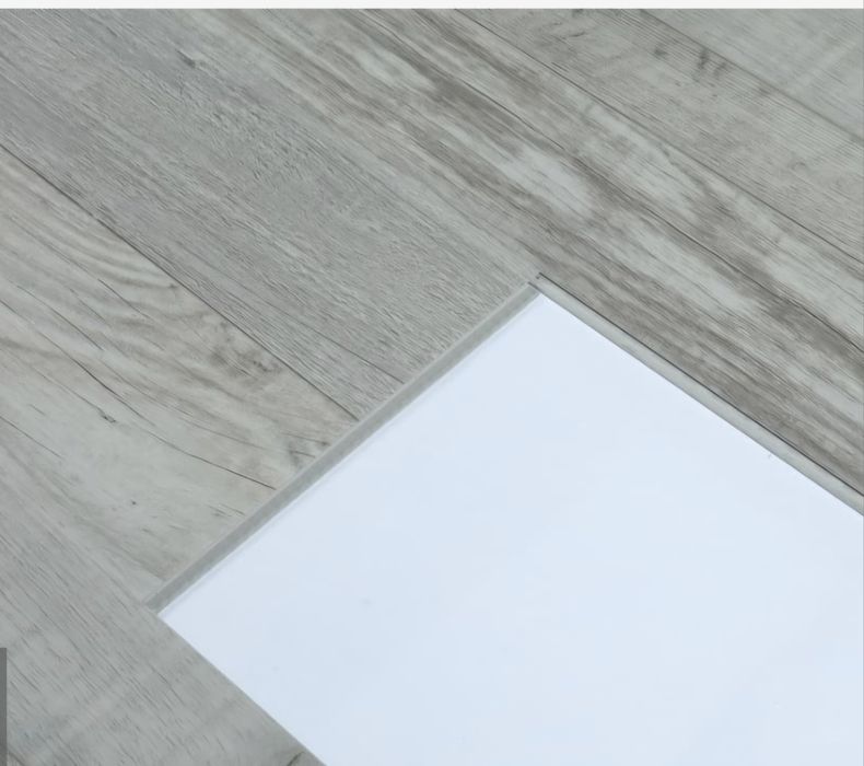 De vanzare parchet vinil spc