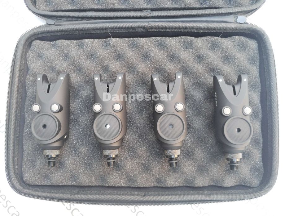 SET 4 Avertizori  WindBlade 617 cu 4 Swinger MKM2 iluminare + penar