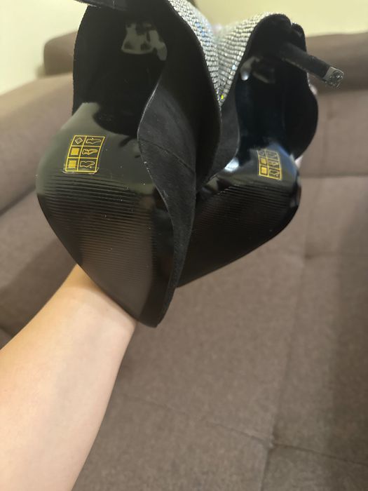 Стилни дамски ботуши 35 номер