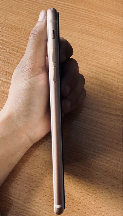 Iphone 8 plus в хорошем состаяние