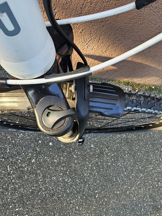 Bicicleta trekking Head