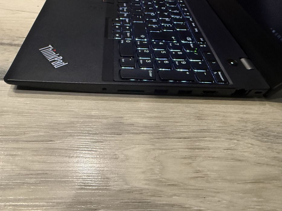 Lenovo ThinkPad T580-i5 8350U/16гб/500гб ssd/Подсветка