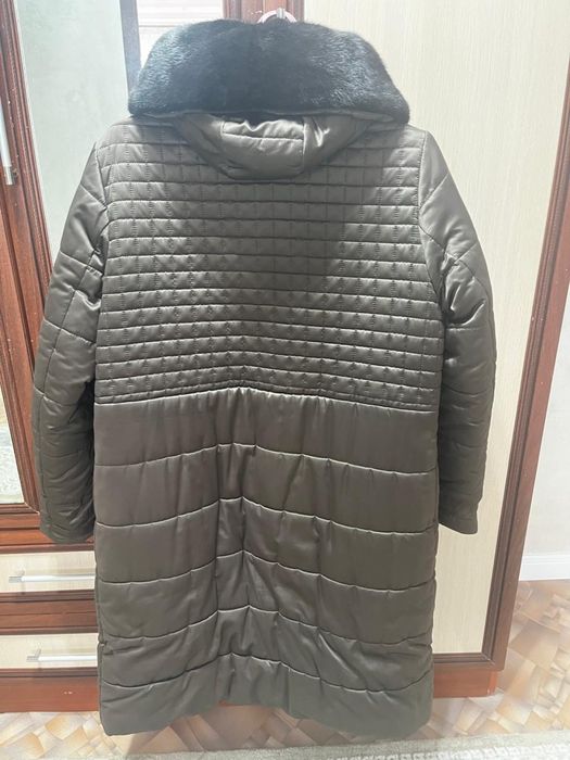 Куртка с норковой вставкой