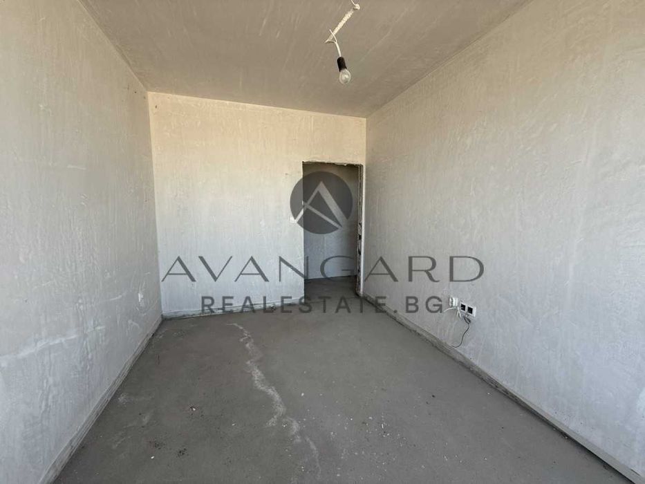 Продава се Тристаен апартамент в Пловдив, Христо Смирненски - 76 кв.м за 1382 €/кв.м - Снимка #5